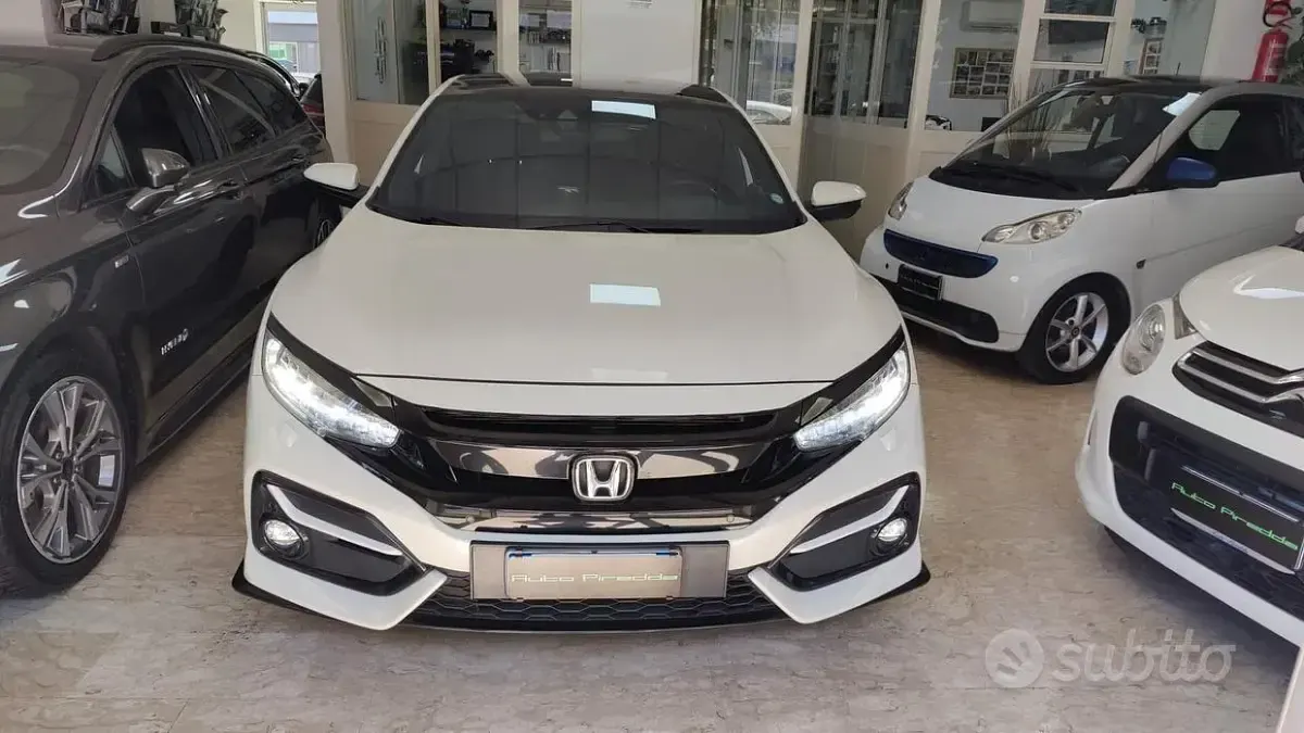Usata Honda Civic Sport Plus 182 CV (133 kW) 2022 Bianco Berlina