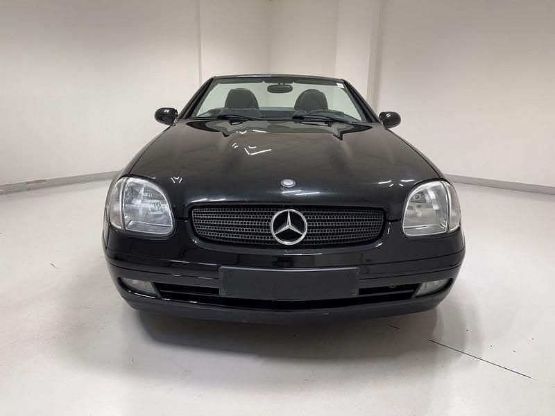 Usata Mercedes SLK230 193 CV (141 kW) 1999 Nero Cabrio