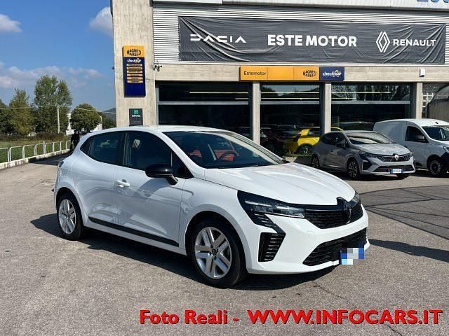 Nuova Renault Clio V Evolution 101 CV (74 kW) 2025 Bianco nacré pastello Berlina