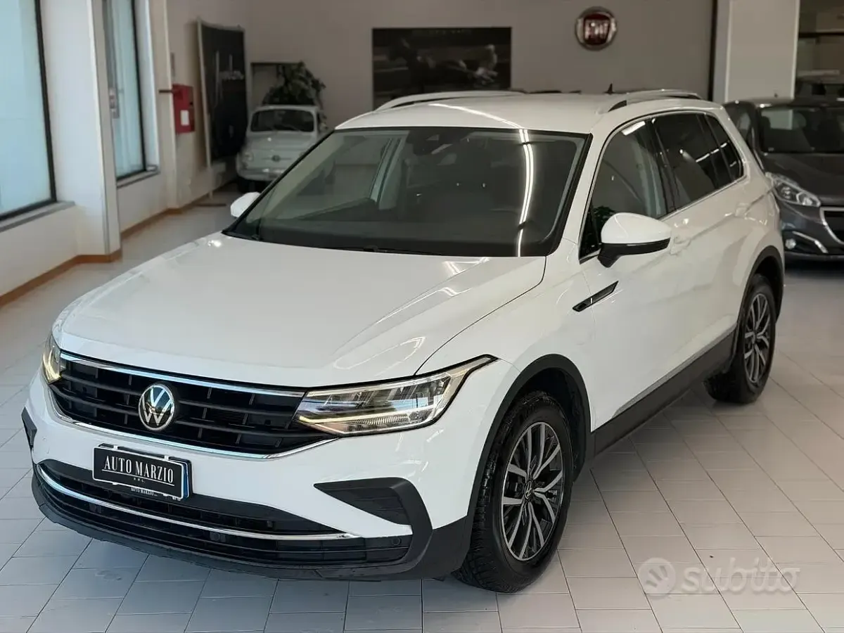 Usata VW Tiguan Life 150 CV (110 kW) 2021 Bianco SUV
