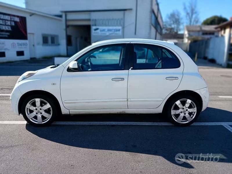 Usata Nissan Micra 80 CV (58 kW) 2010 Bianco Utilitaria