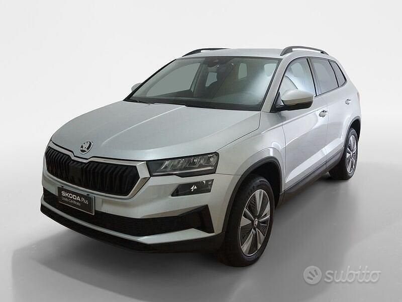 Usata Skoda Karoq Executive 116 CV (85 kW) 2023 Grigio SUV