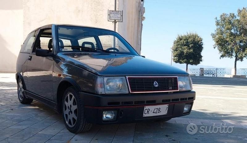 Usata Autobianchi Y10 76 CV (55 kW) 1989 Grigio Utilitaria