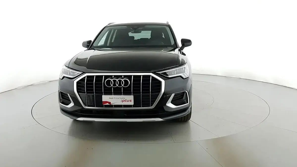 Usata Audi Q3 Advanced 150 CV (110 kW) 2024 Nero midnight SUV