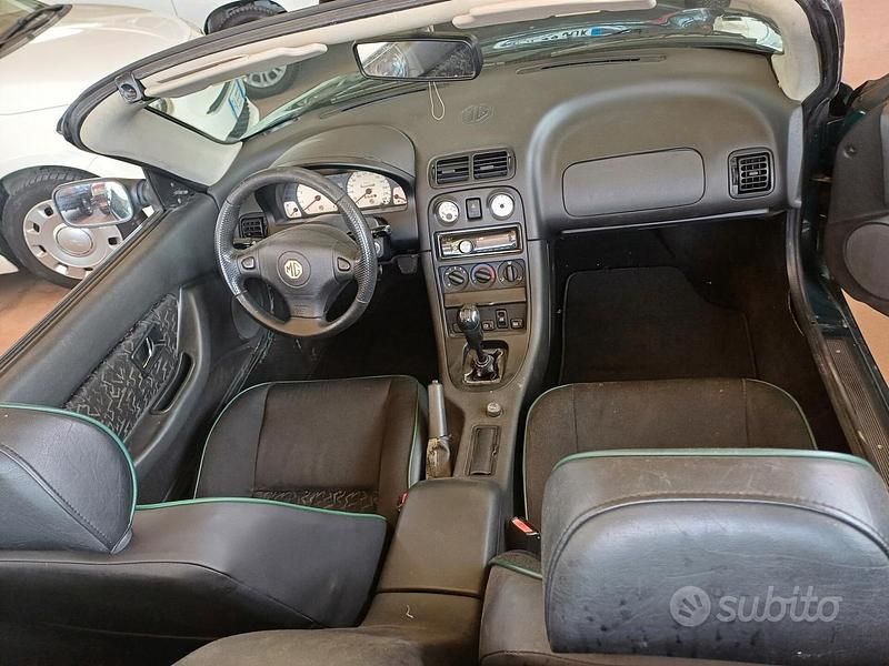 Usata MG F 120 CV (88 kW) 1998 Verde Cabrio