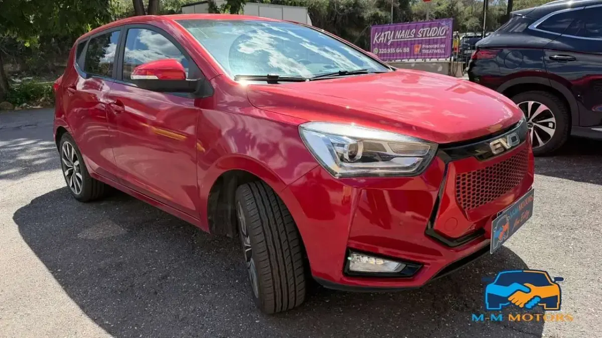 Usata EVO Evo 3 107 CV (78 kW) 2023 Rosso SUV