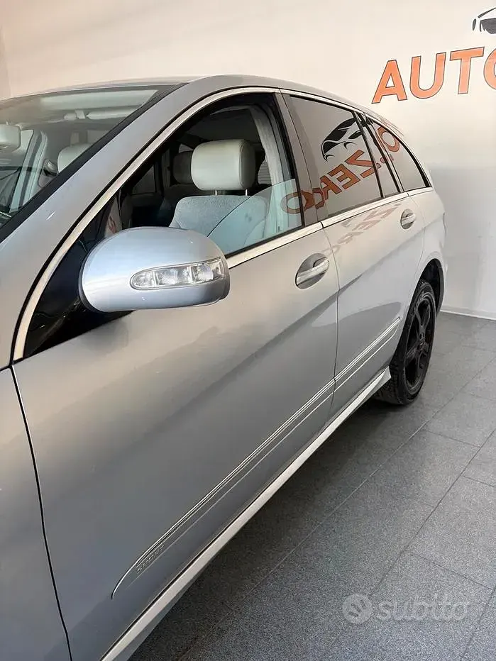 Usata Mercedes R280 190 CV (139 kW) 2008 Grigio Station wagon