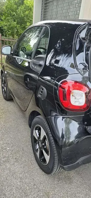 Usata Smart ForTwo Coupé Passion 41 kW (56 CV) 2020 Nero Utilitaria