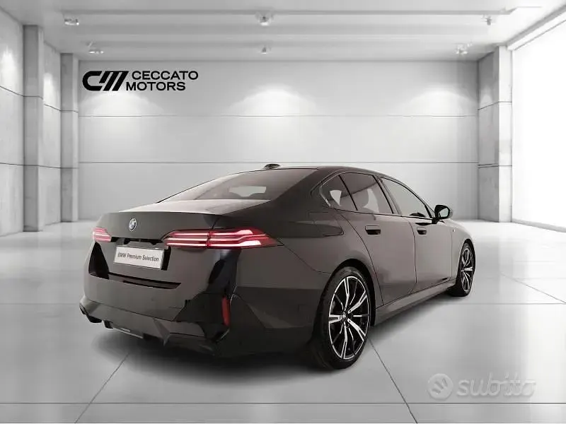 Usata BMW 520 M Sport 197 CV (144 kW) 2023 Nero Berlina