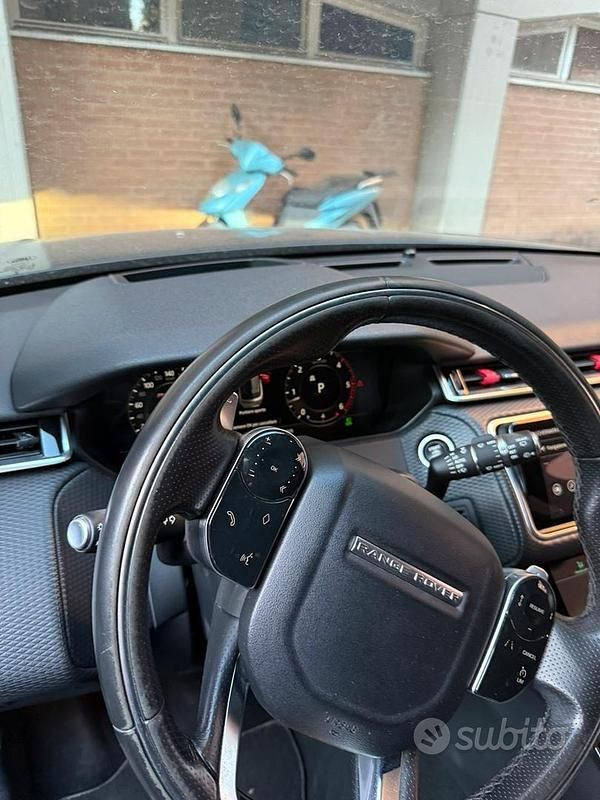 Usata Land Rover Range Rover Velar R-Dynamic 204 CV (150 kW) 2024 Nero SUV