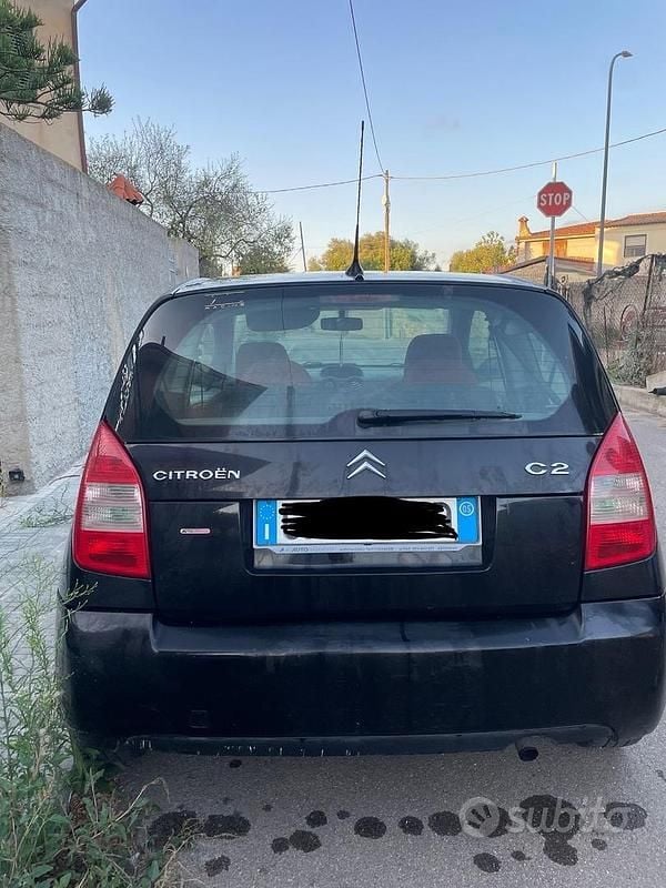 Usata Citroën C2 Exclusive 60 CV (44 kW) 2005 Nero Utilitaria