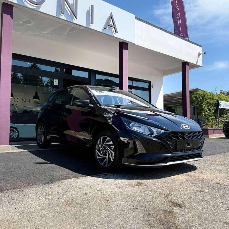 Nuova Hyundai i20 101 CV (74 kW) 2026 Phantom black Utilitaria