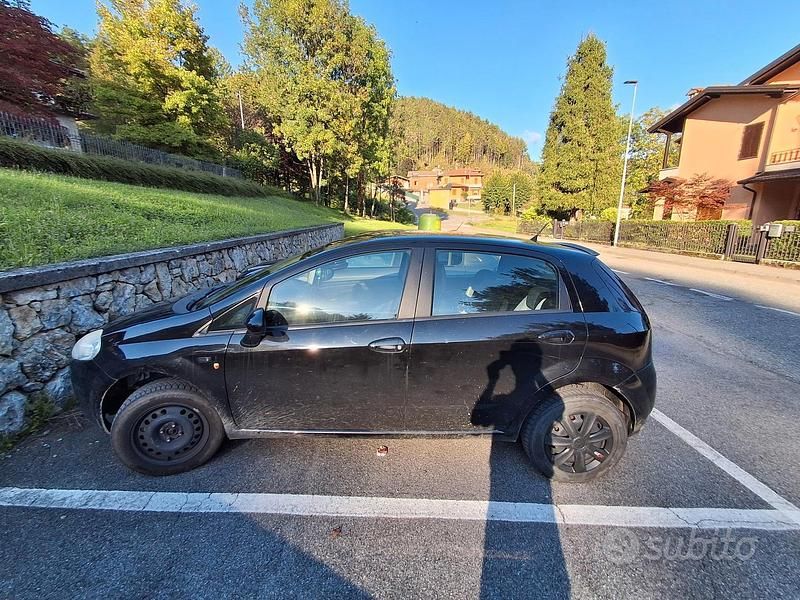Usata Fiat Grande Punto 2008 Nero Utilitaria