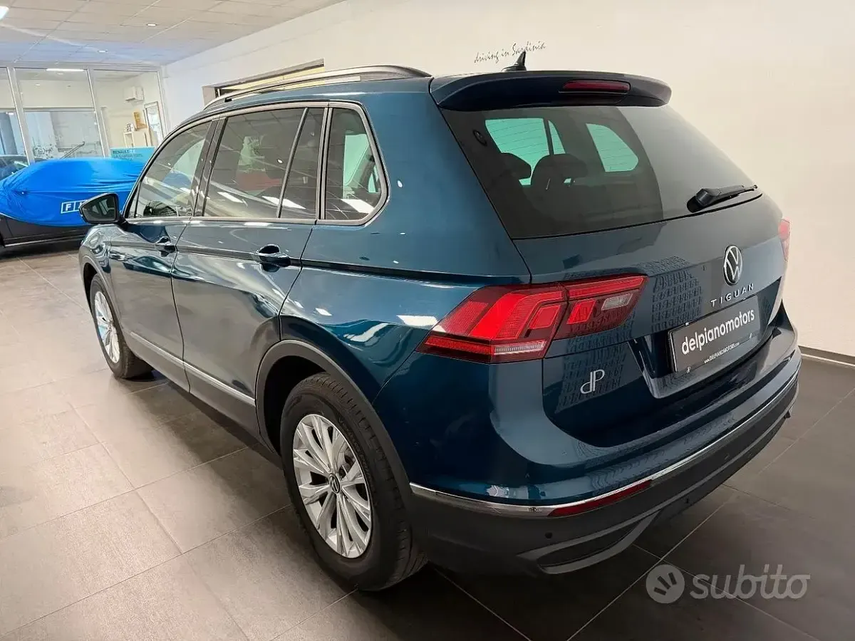 Usata VW Tiguan Life 150 CV (110 kW) 2023 Blu SUV