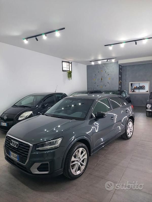 Usata Audi Q2 Sport 116 CV (85 kW) 2017 Grigio SUV
