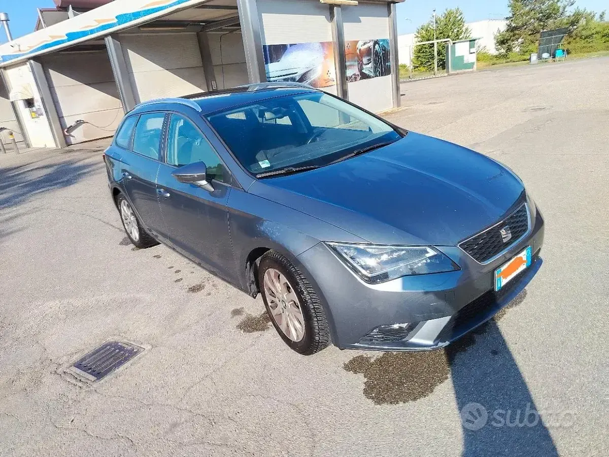 Usata Seat Leon 110 CV (80 kW) 2016 Grigio Station wagon
