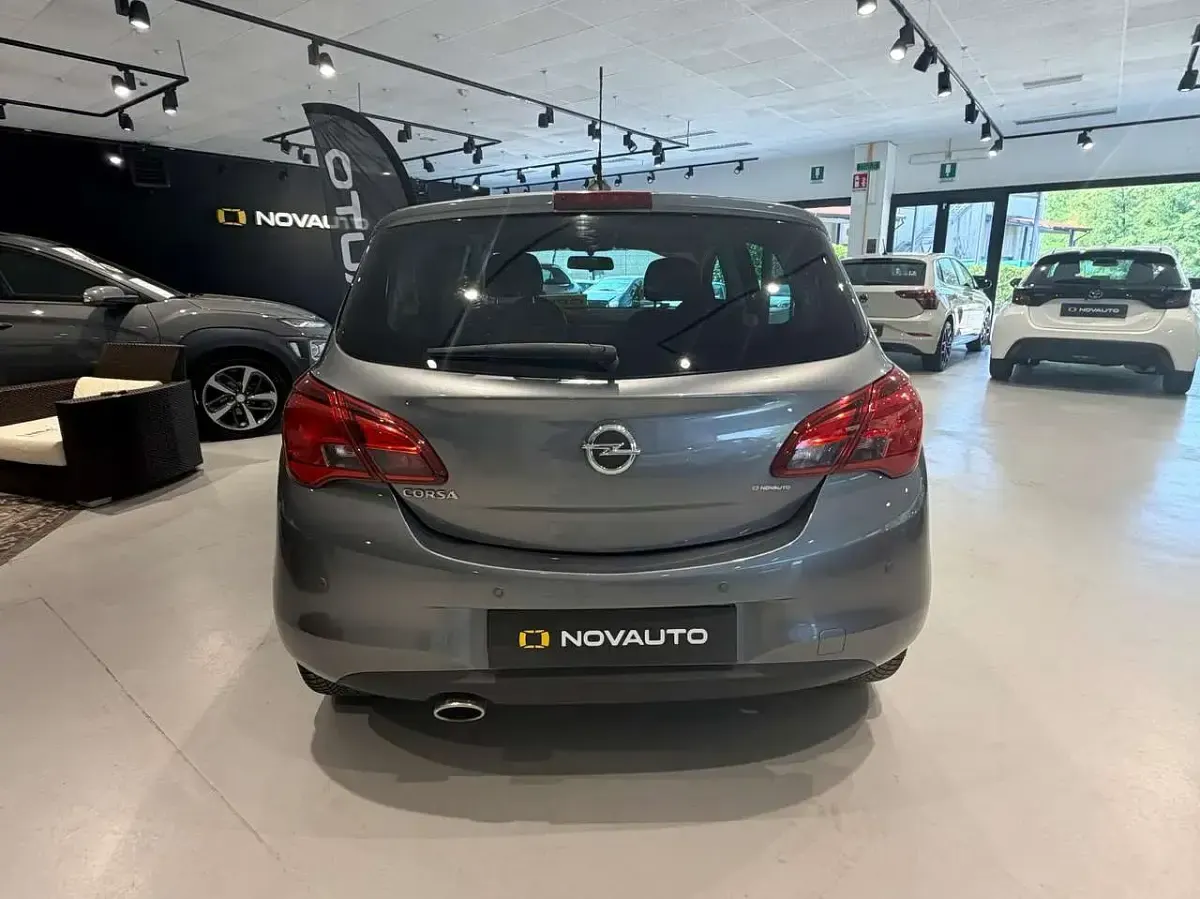 Usata Opel Corsa 90 CV (66 kW) 2017 Grigio Utilitaria