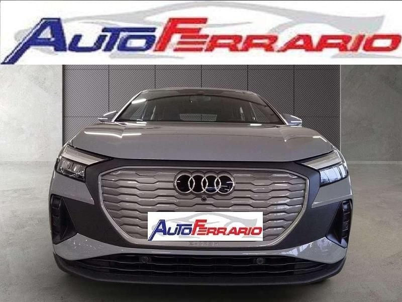 Usata Audi Q4 e-tron Ambiente 150 kW (204 CV) 2022 Grigio SUV