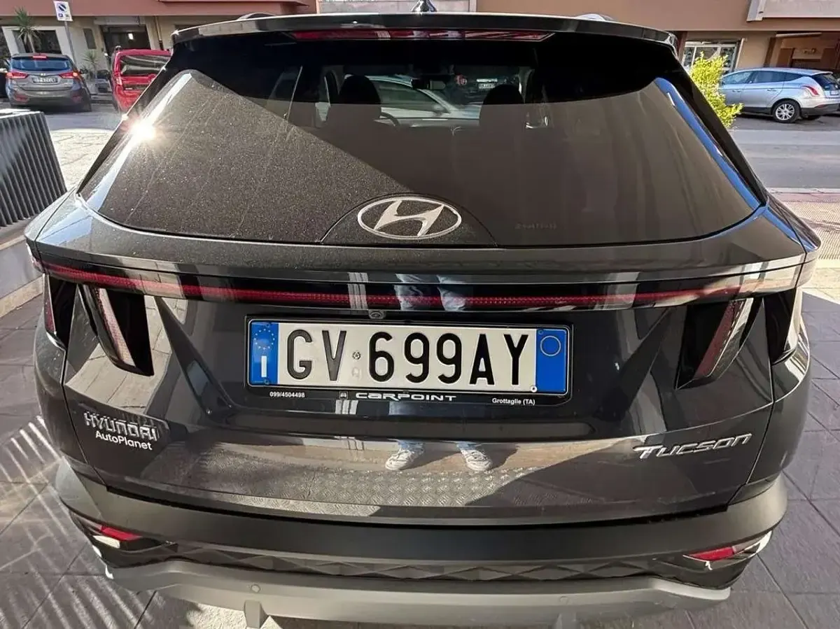 Usata Hyundai Tucson 136 CV (100 kW) 2024 Grigio SUV