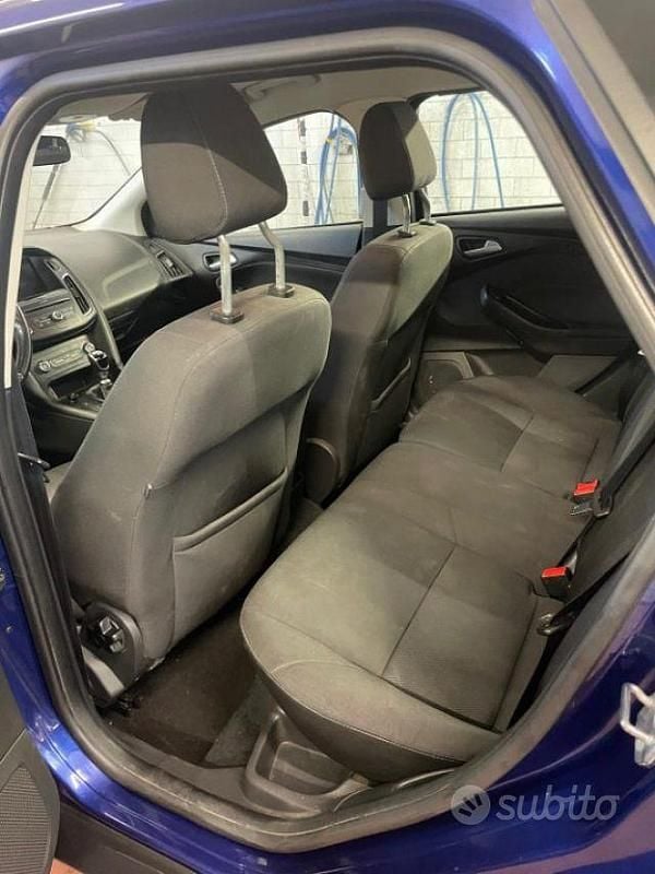 Usata Ford Focus Business Edition 120 CV (88 kW) 2018 Blu Station wagon