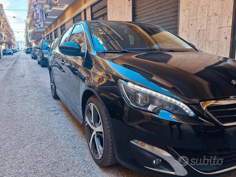 Usata Peugeot 308 Allure 115 CV (84 kW) 2014 Nero Berlina