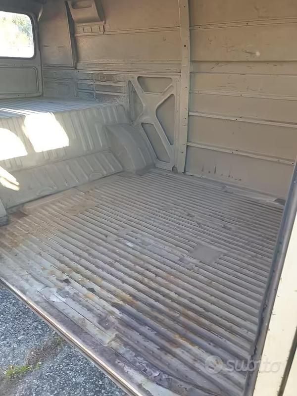 Usata VW T2 50 CV (36 kW) 1970 Furgone