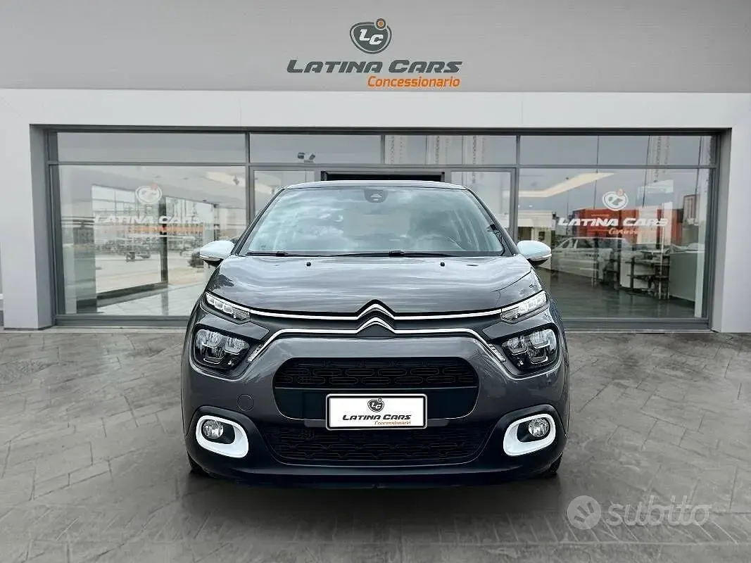 Usata Citroën C3 Feel 102 CV (75 kW) 2023 Grigio Utilitaria