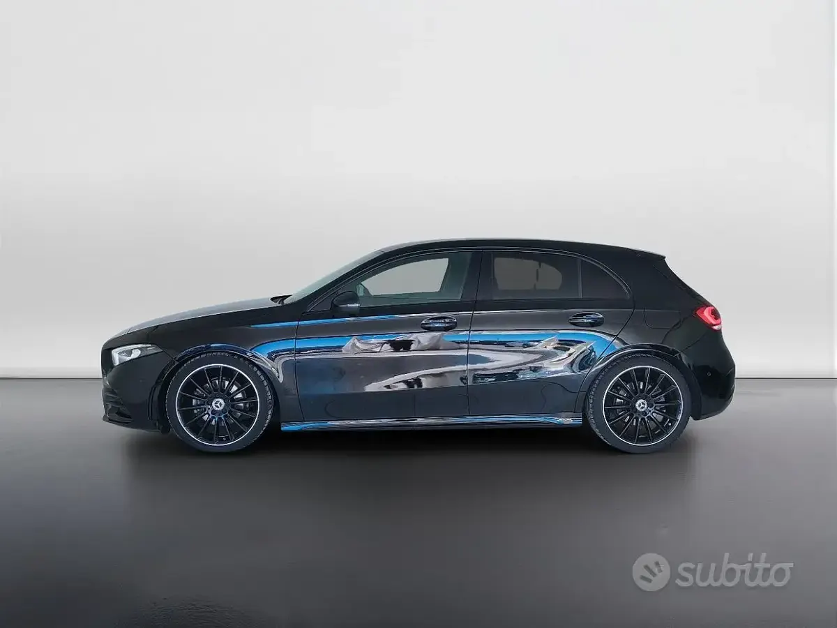 Usata Mercedes A200 Premium 150 CV (110 kW) 2020 Nero Berlina