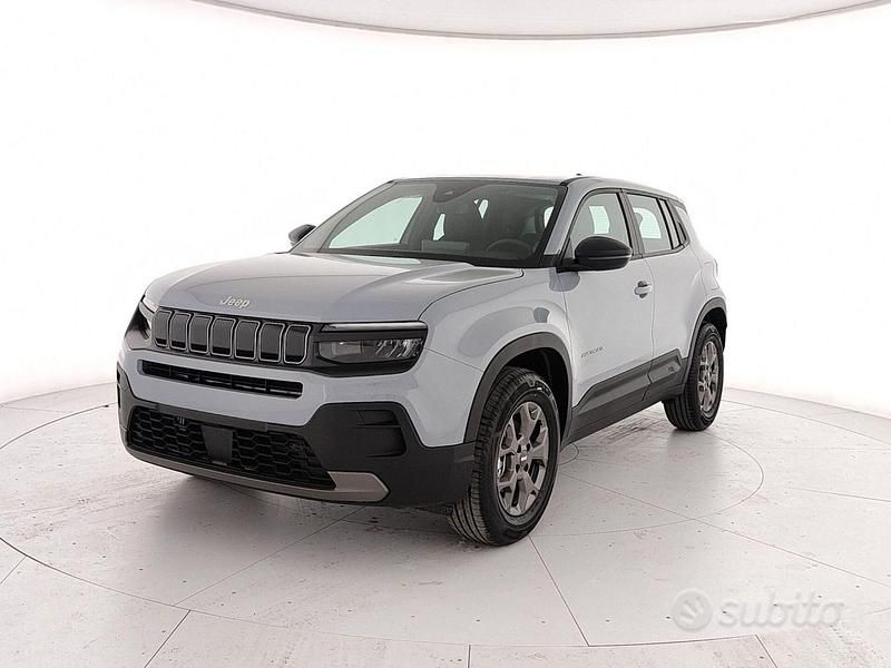 Nuova Jeep Avenger Longitude 100 CV (73 kW) 2025 Grigio SUV