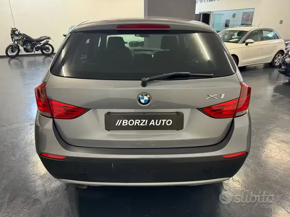 Usata BMW X1 143 CV (105 kW) 2010 Grigio SUV