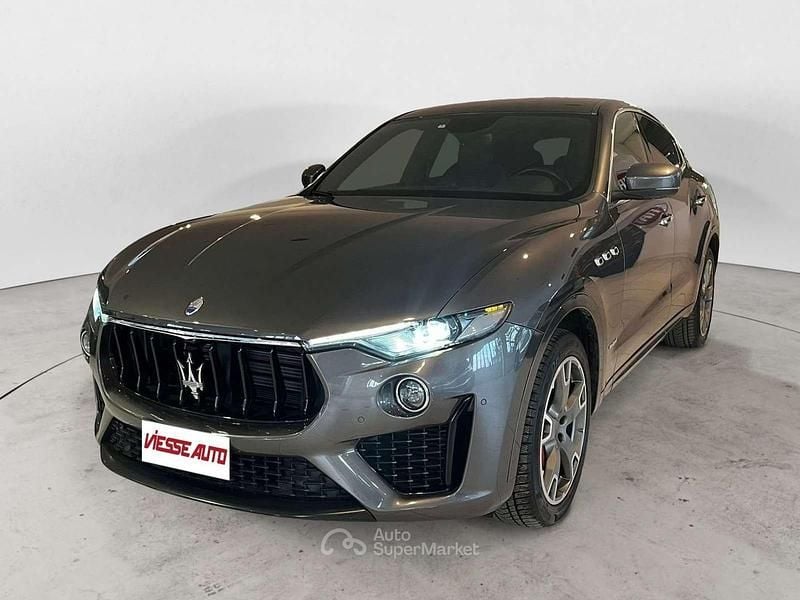 Usata Maserati Levante 250 CV (183 kW) 2019 Grigio SUV