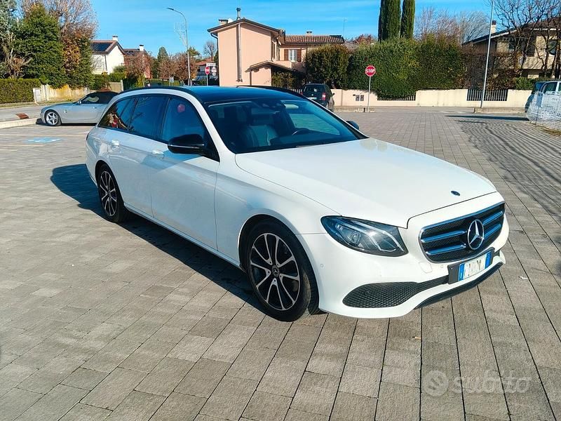Usata Mercedes E220 Exclusive 194 CV (142 kW) 2018 Station wagon