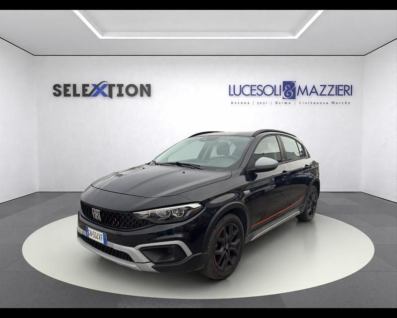 Nero Usata 2023 Fiat Tipo Garmin Due volumi | 18.900 € (Buon prezzo) - Immagine 1/4