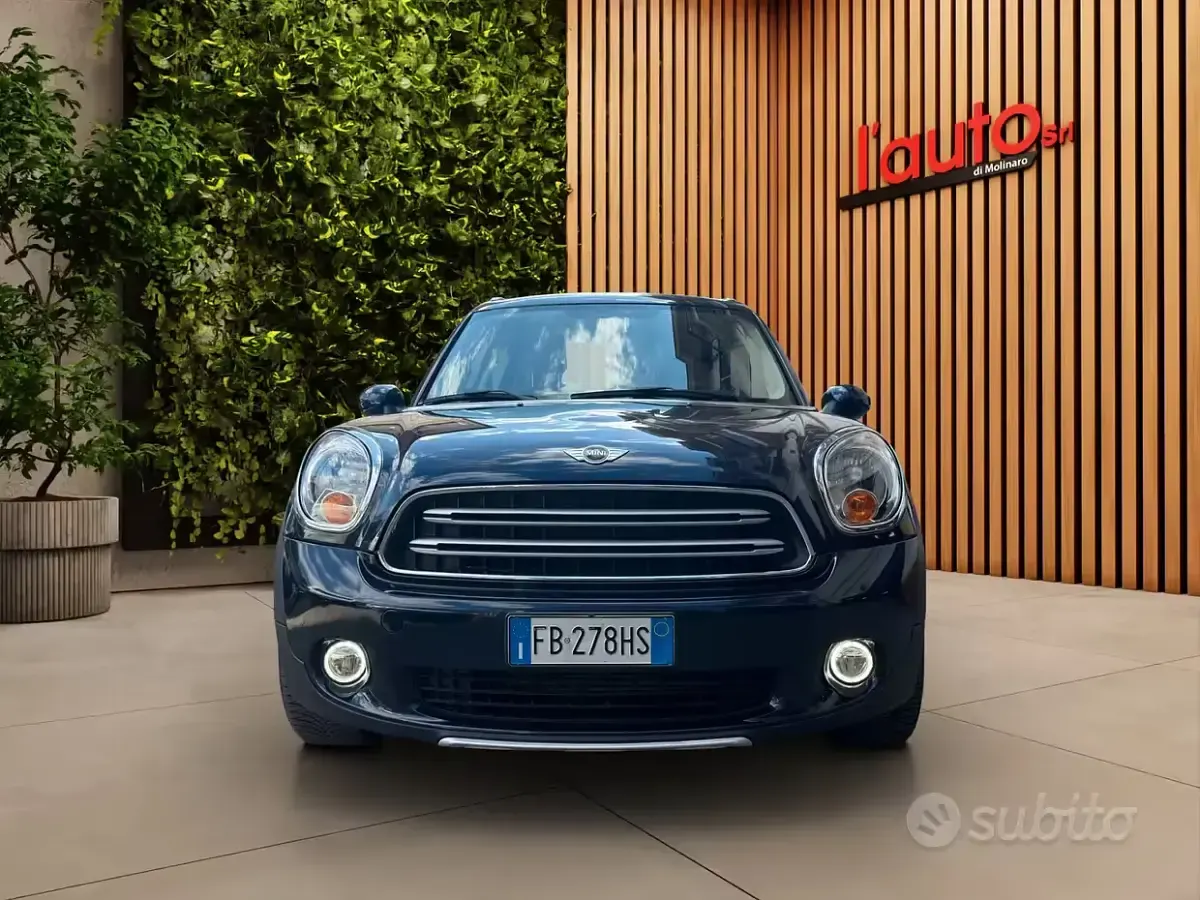 Usata Mini Cooper D Countryman Business 113 CV (83 kW) 2015 Blu SUV