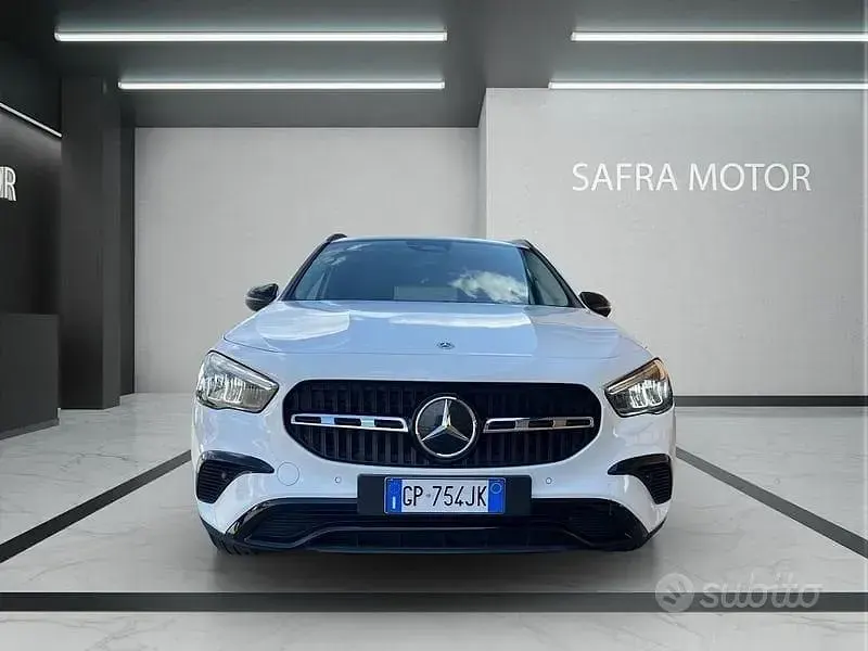 Usata Mercedes GLA200 Advanced Plus 150 CV (110 kW) 2023 Bianco SUV