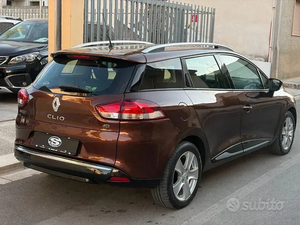 Usata Renault Clio 75 CV (55 kW) 2016 Marrone Station wagon