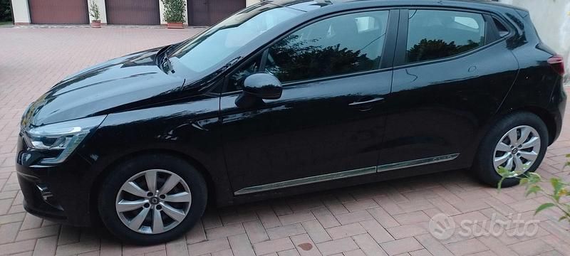 Usata Renault Clio V Zen 101 CV (74 kW) 2020 Nero Berlina