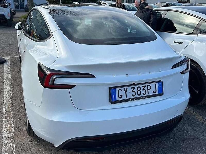 Usata Tesla Model 3 210 kW (286 CV) 2025 Bianco Berlina