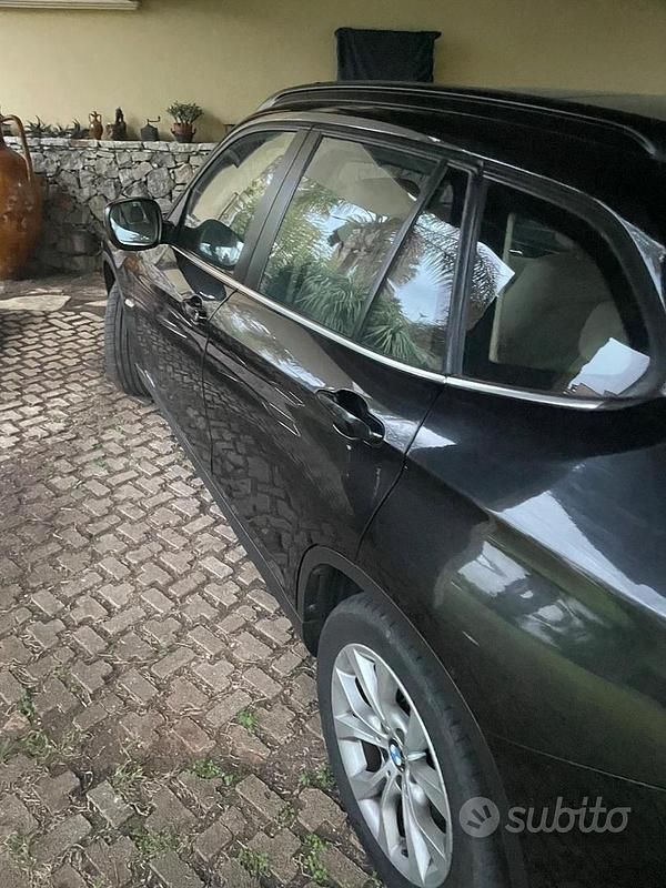 Usata BMW X1 204 CV (150 kW) 2010 Nero SUV