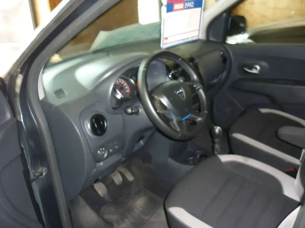 Usata Dacia Lodgy Stepway 116 CV (85 kW) 2022 Grigio Monovolume