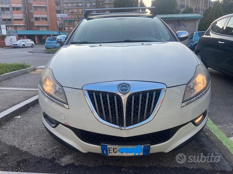 Begagnad Lancia Delta 140 HK (102 kW) 2011 Halvkombi
