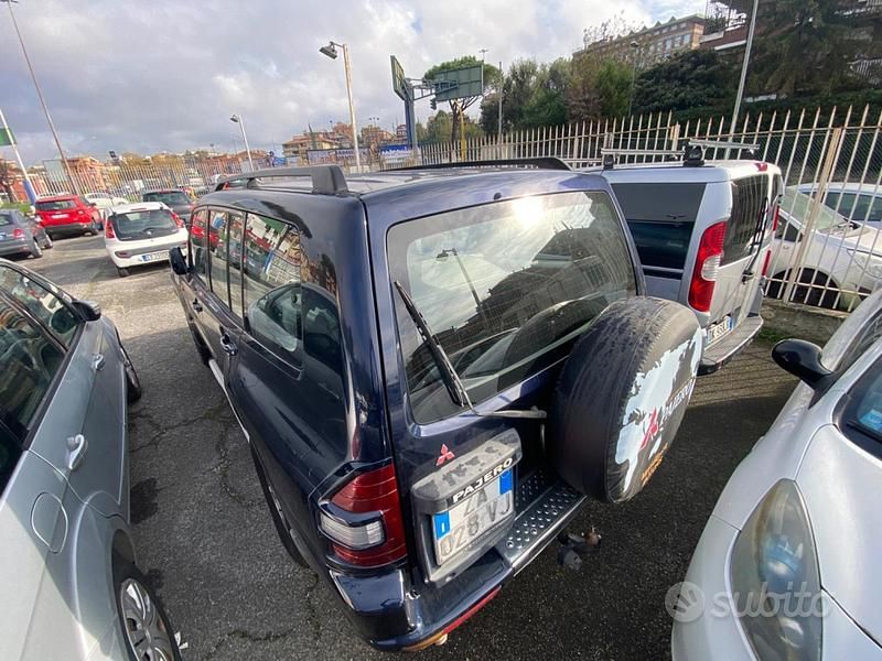 Usata Mitsubishi Pajero 115 CV (84 kW) 2003 Blu SUV