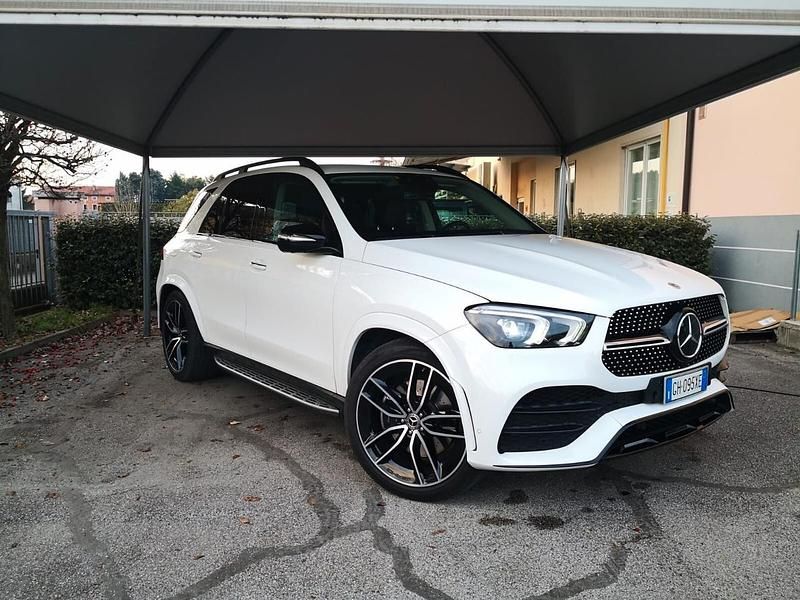 Usata Mercedes GLE300 Premium Plus 271 CV (199 kW) 2022 Bianco SUV