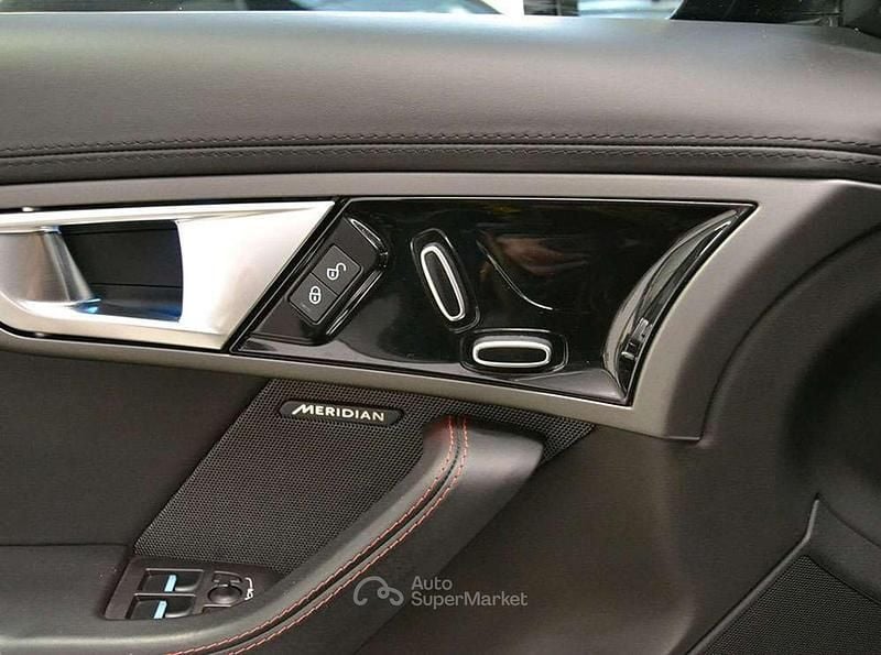 Usata Jaguar F-Type S 381 CV (280 kW) 2016 Nero Coupé