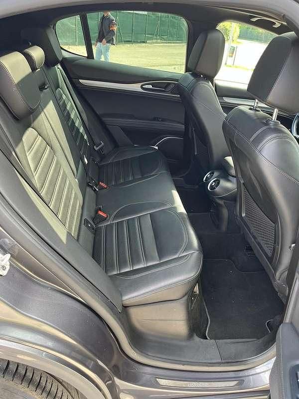 Usata Alfa Romeo Stelvio Veloce 210 CV (154 kW) 2020 Grigio SUV