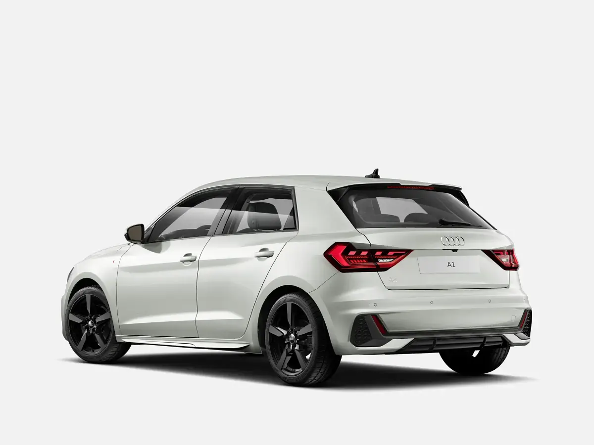Nuova Audi A1 Sportback S-Line 116 CV (85 kW) 2026 Argento rugiada metallizzato Utilitaria