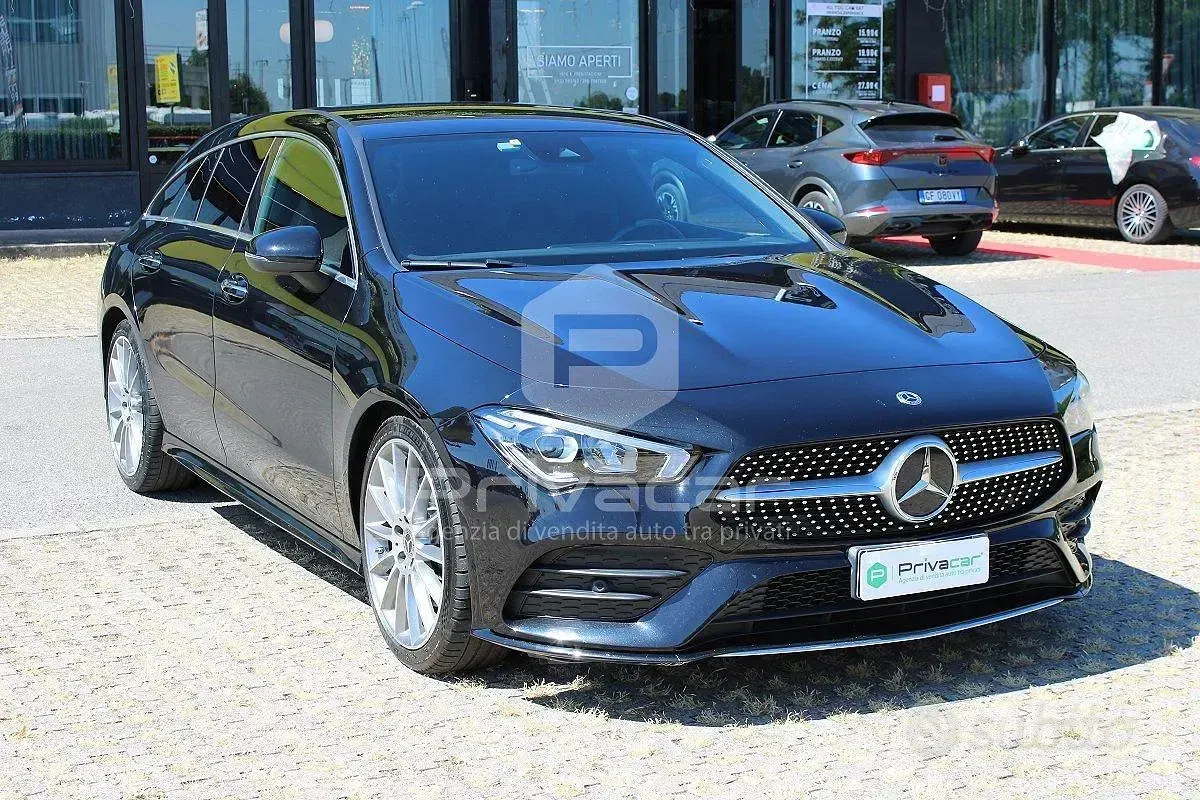 Usata Mercedes CLA220 Shooting Brake Premium 190 CV (139 kW) 2023 Nero Station wagon