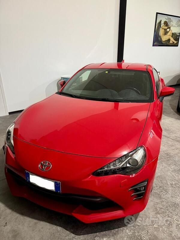 Rosso Usata 2018 Toyota GT86 GT Coupé | 22.900 € (Super prezzo) - Immagine 1/4