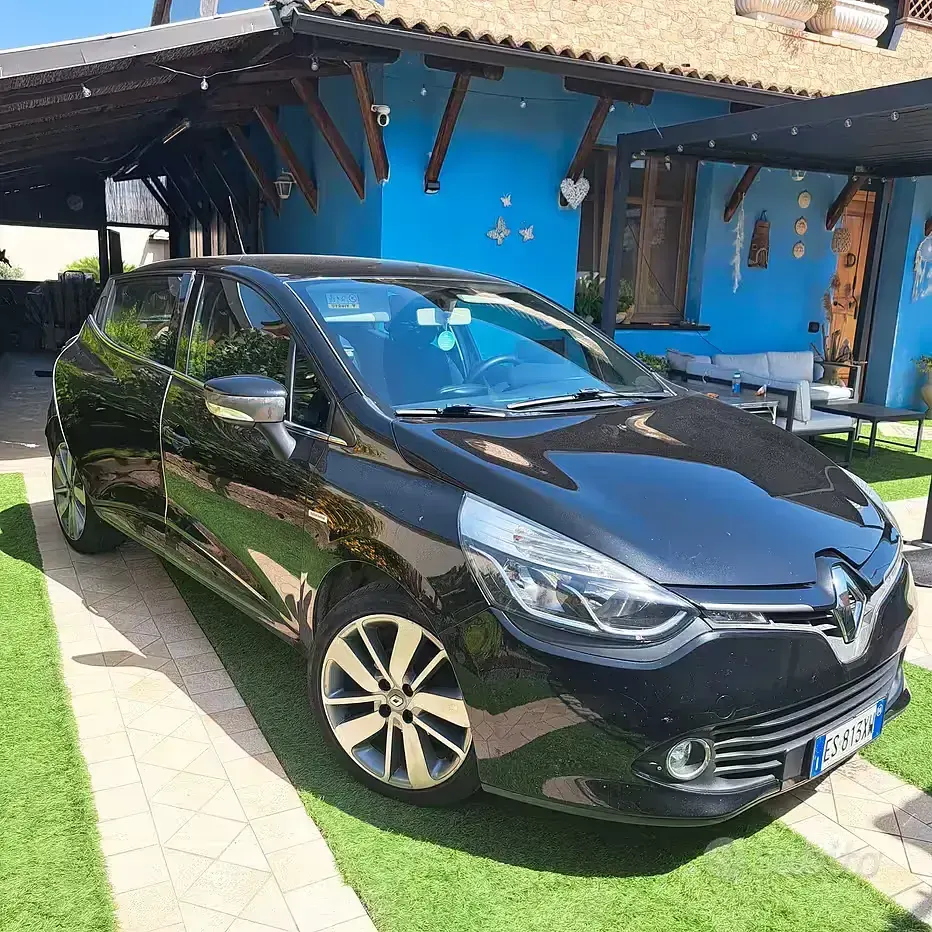 Usata Renault Clio 78 CV (57 kW) 2014 Nero Utilitaria