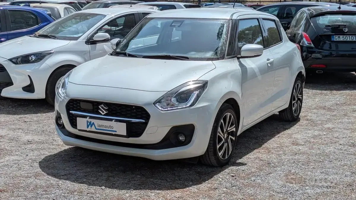 Usata Suzuki Swift 83 CV (61 kW) 2024 Bianco Utilitaria